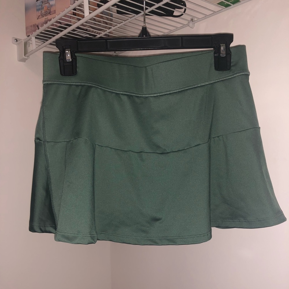 Army green tennis skirt